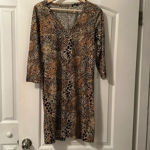 Lilly Pulitzer Tessa Rattan walk on the wild side. Size medium.